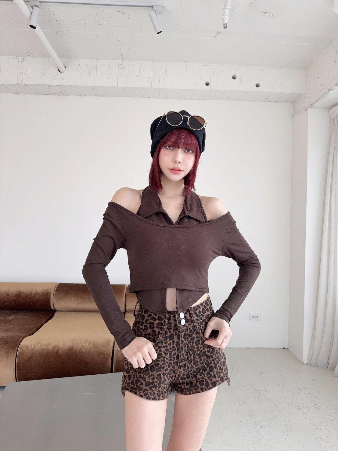 3030 𝓛𝓪𝓭𝔂𝓰𝓸訂製款-翻領繞脖美背排扣背心兩件套 (8)