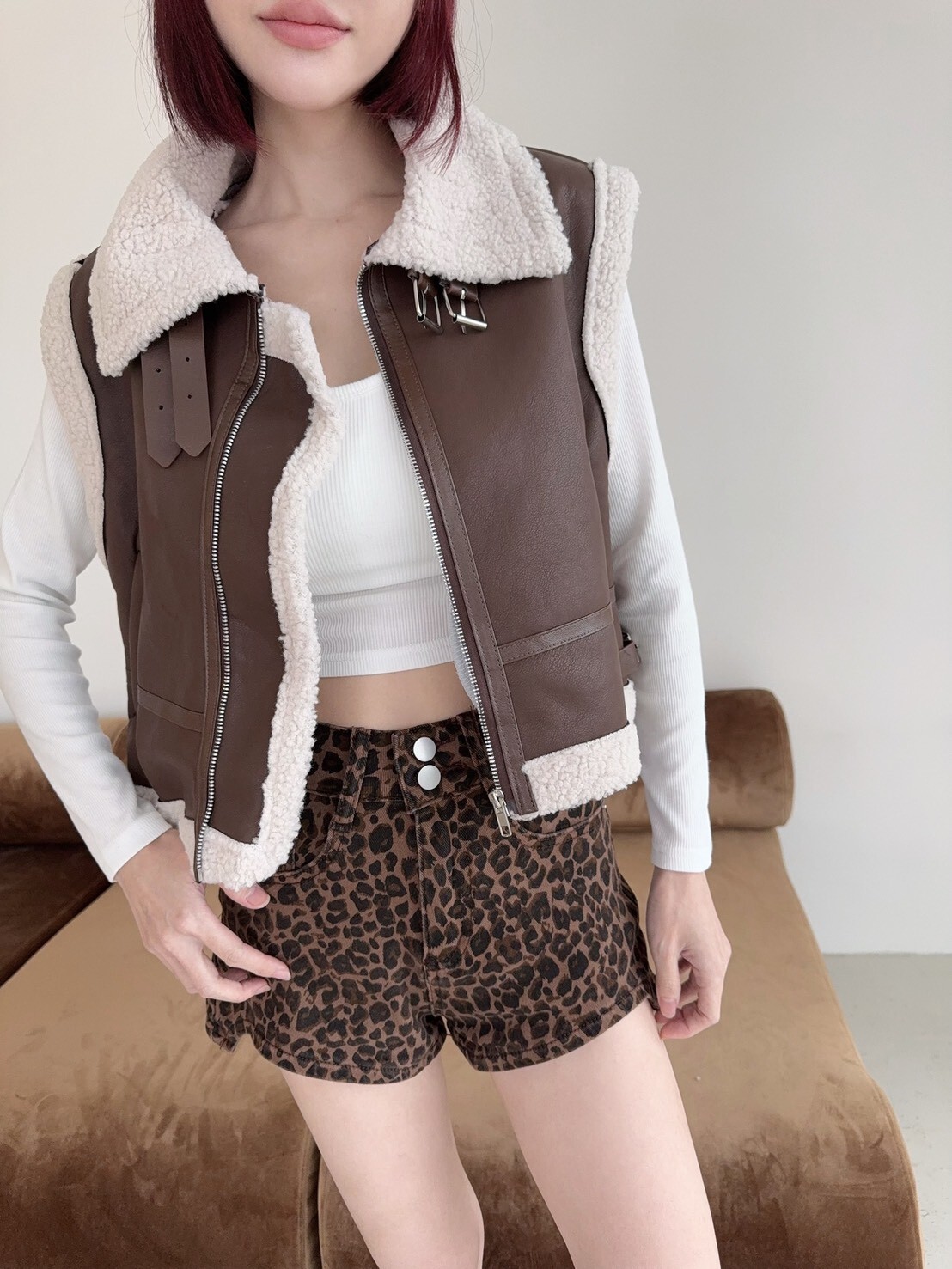 6020 韓系皮革羊羔毛拼接背心 (5)