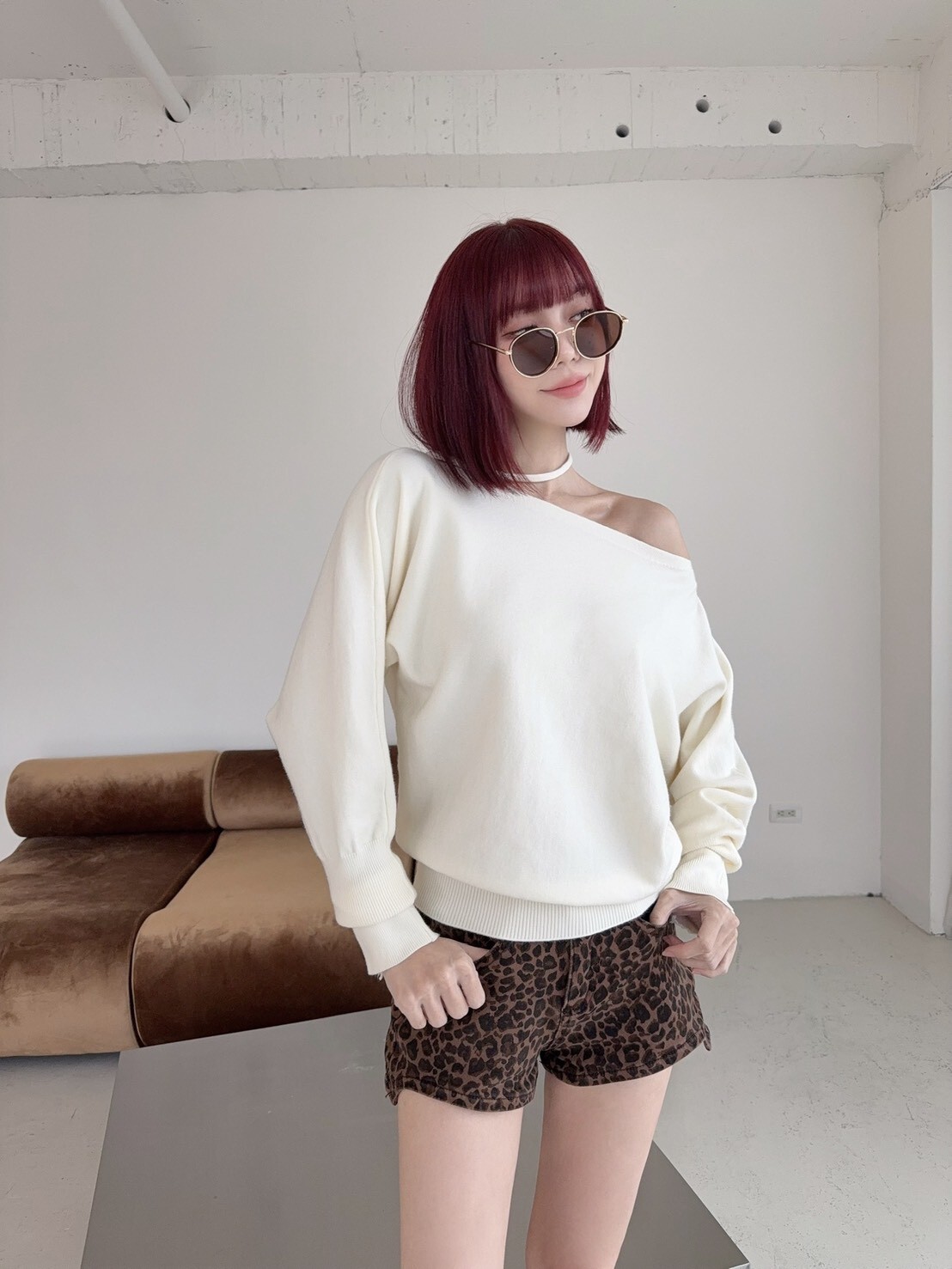 8926 韓系斜肩造型綁帶針織上衣 (3)