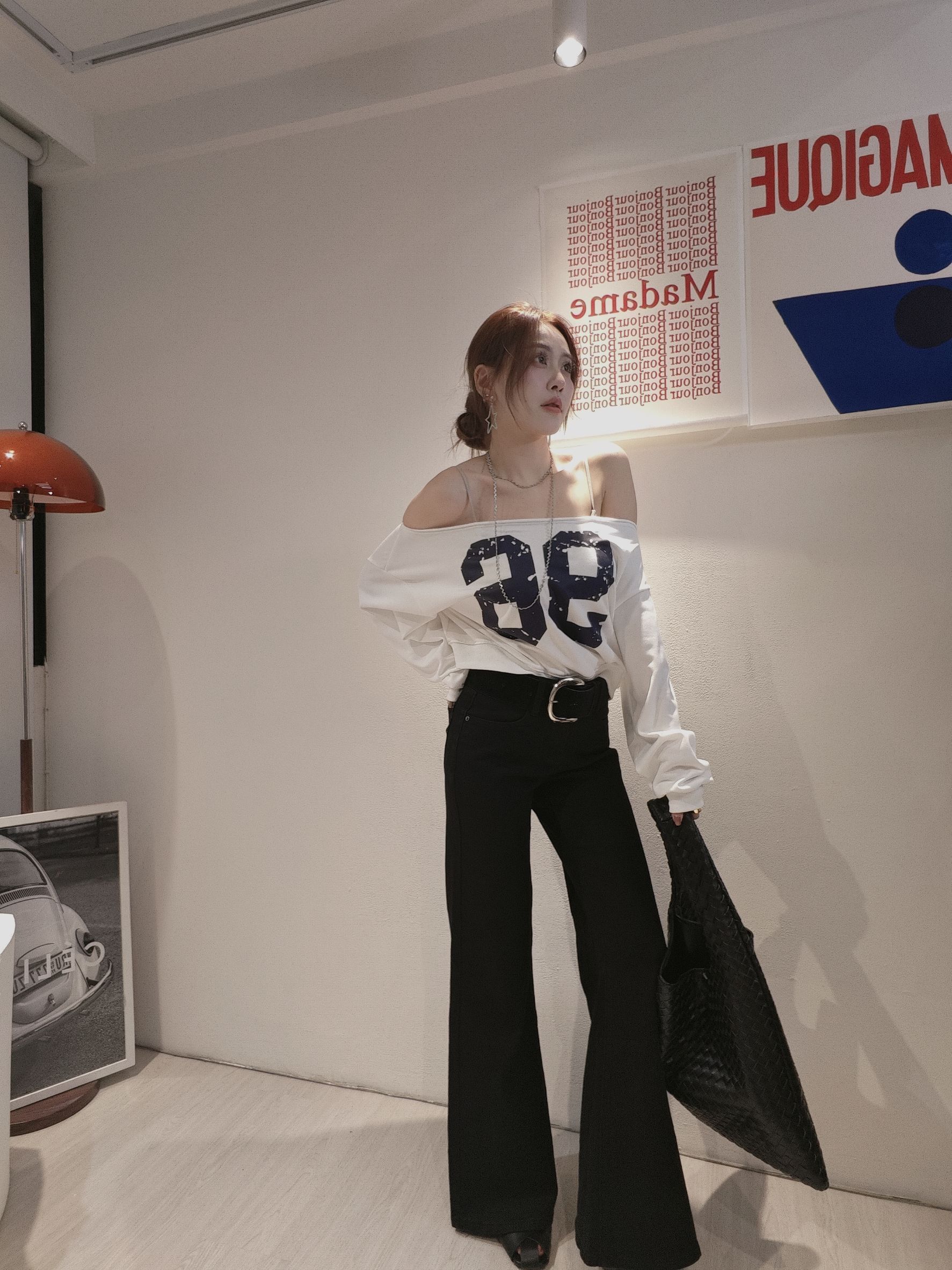 291-1慵懶風一字肩上衣 (2)