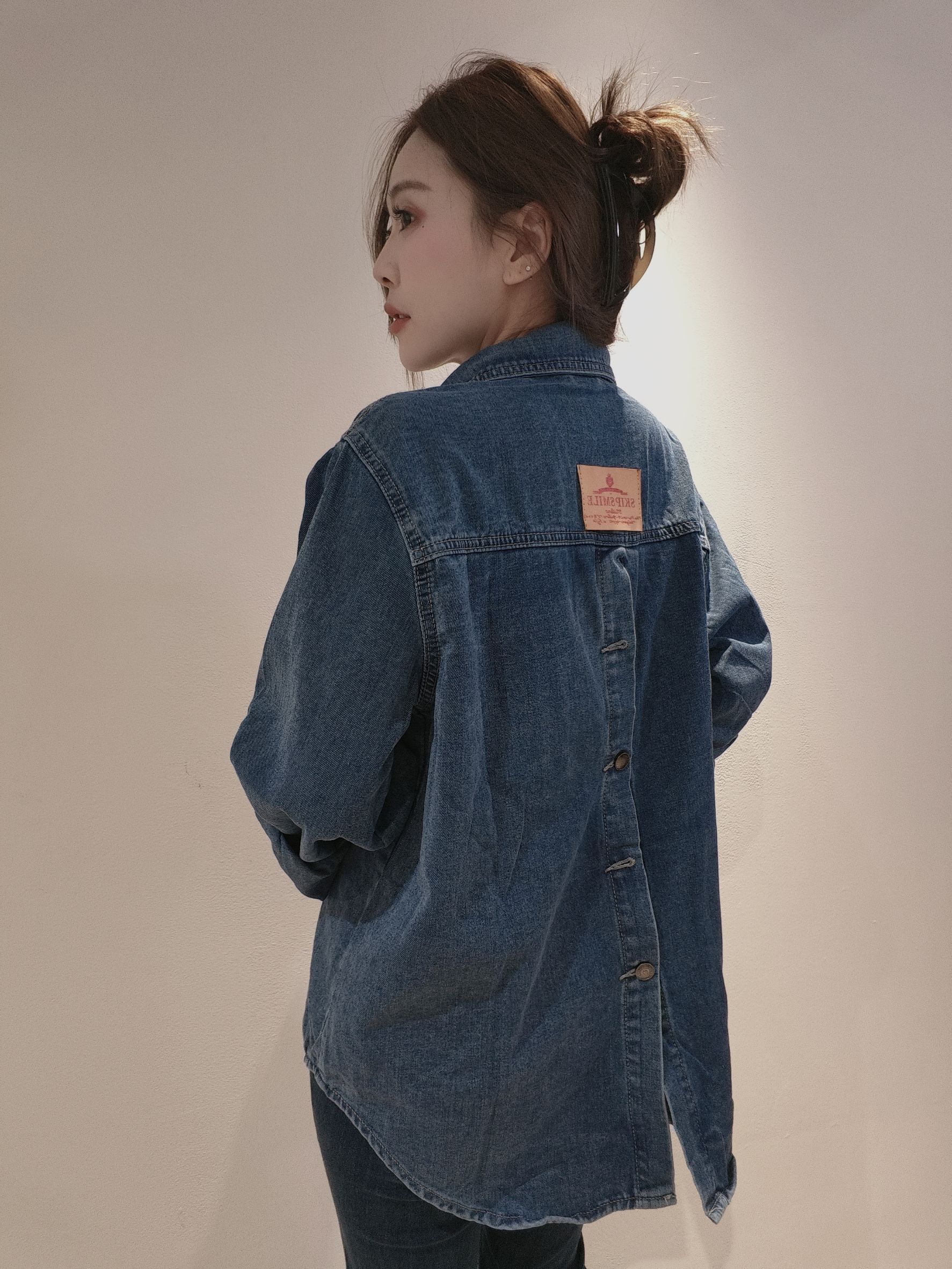 601水洗後扣牛仔襯 (4)