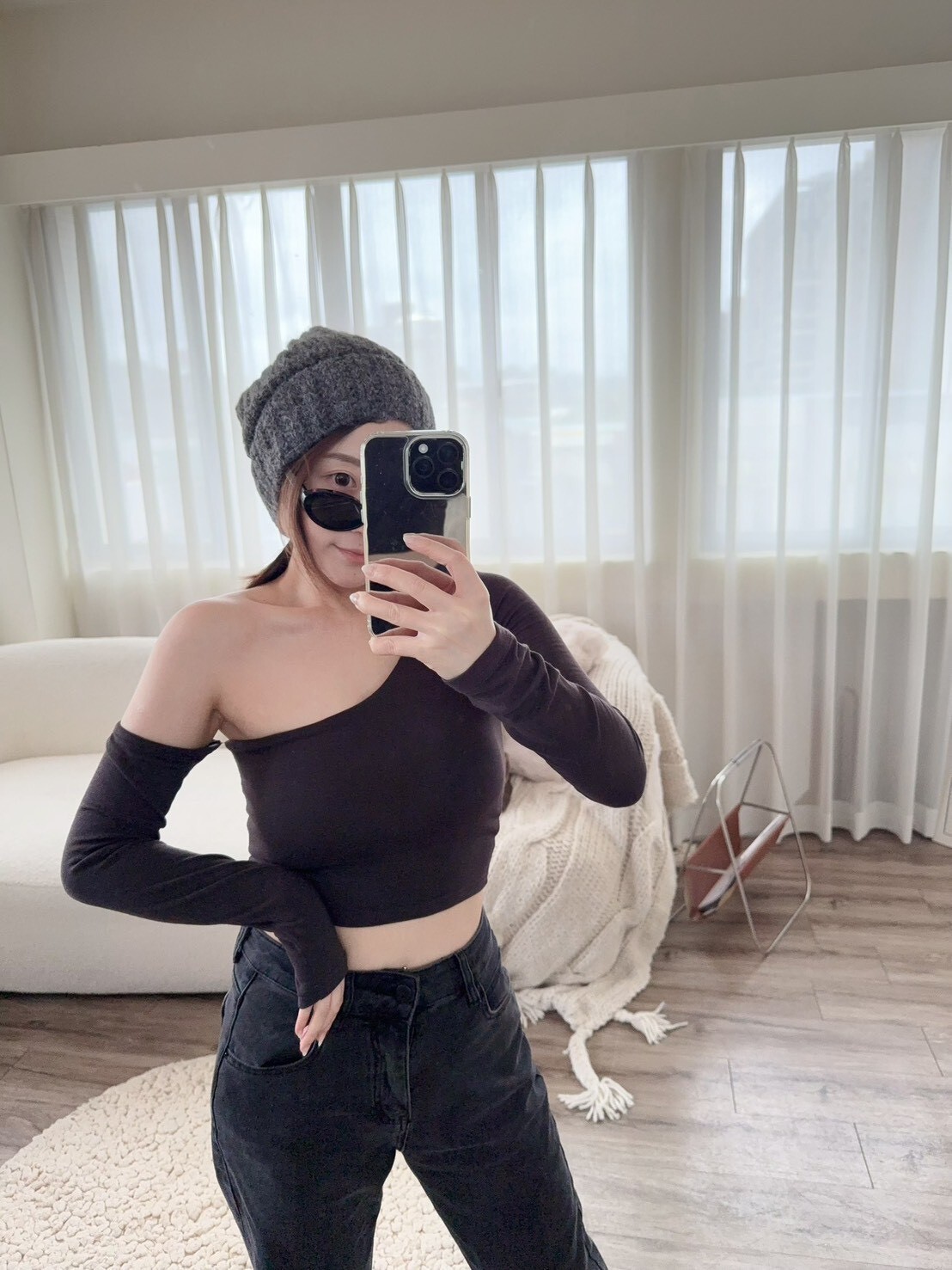 9598訂製款-性感斜挖肩斷袖短版發熱上衣 (4)