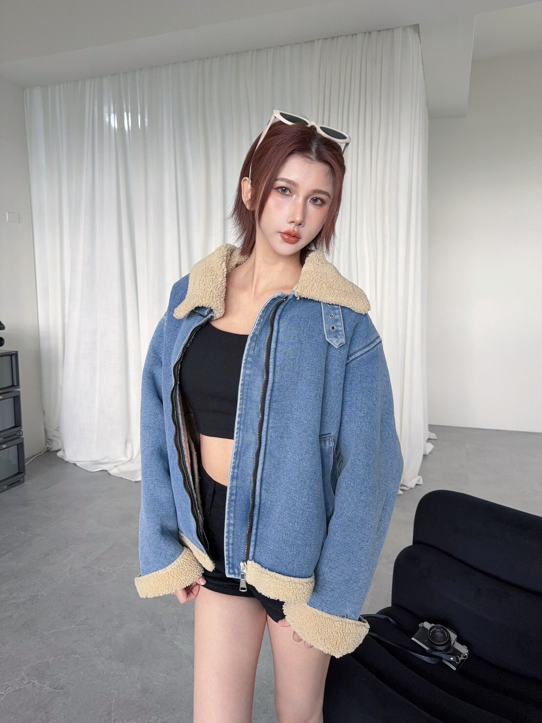 6081韓系高質感厚磅羊羔毛拼接牛仔外 (3)
