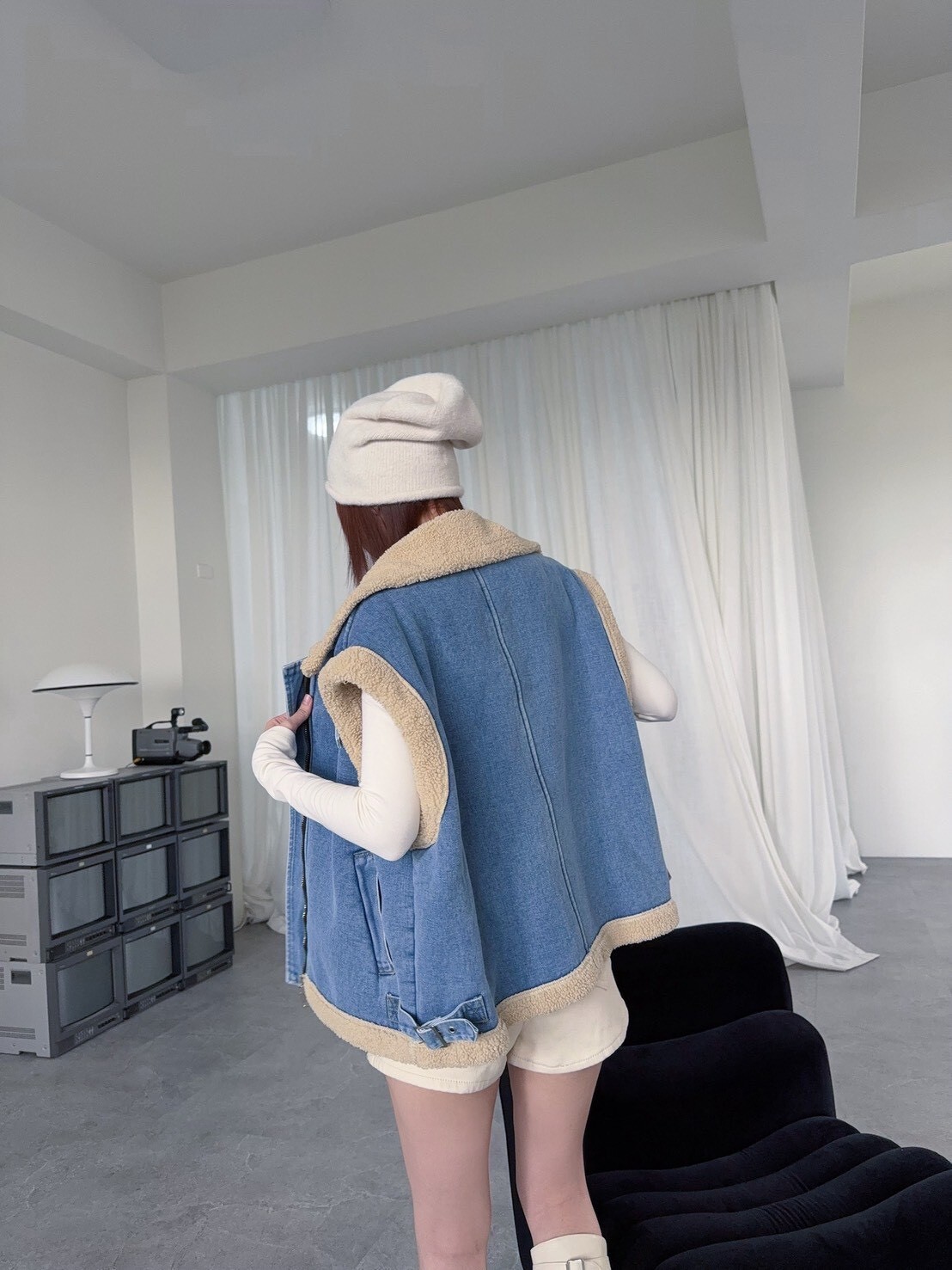 6079挺版厚磅羊羔毛拼接牛仔馬甲背心 (3)