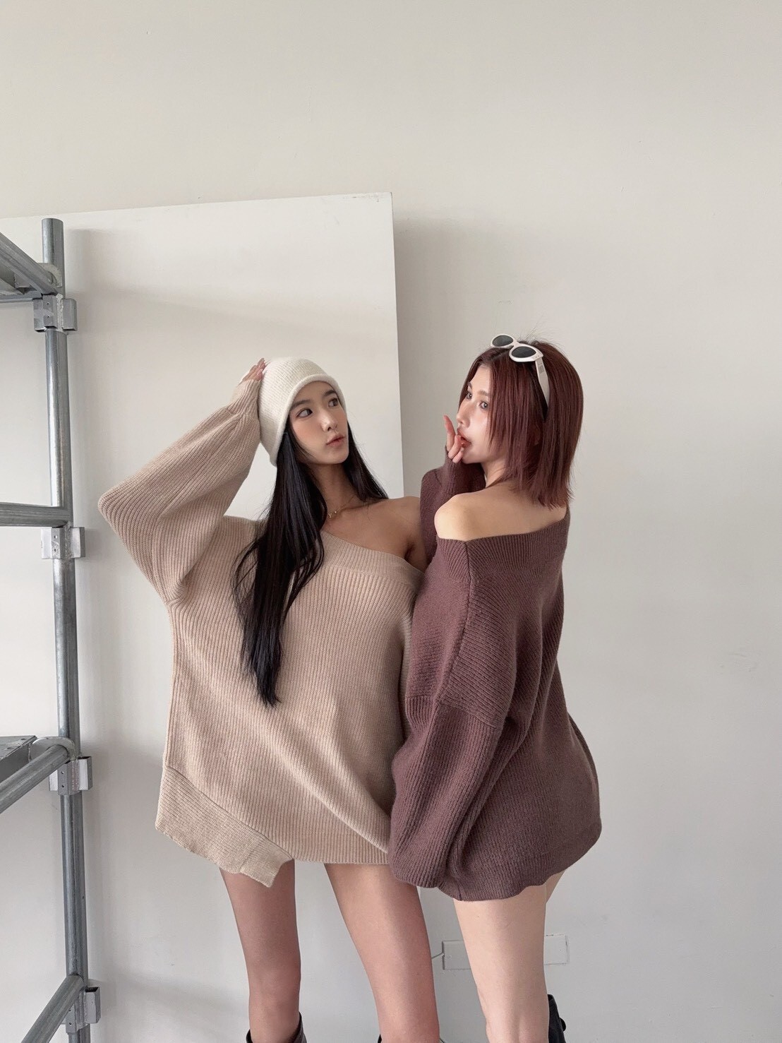 722鬆弛感一字長版針織上衣 (3)