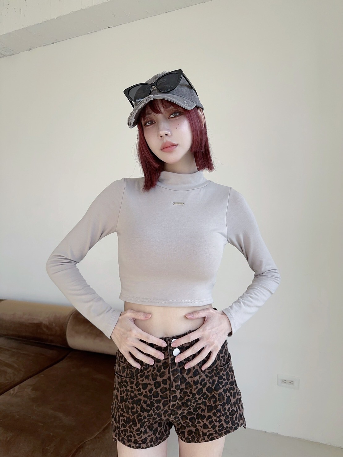 9689𝓛𝓪𝓭𝔂𝓰𝓸訂製款-爆款高領鐵牌發熱胸墊上衣 (6)