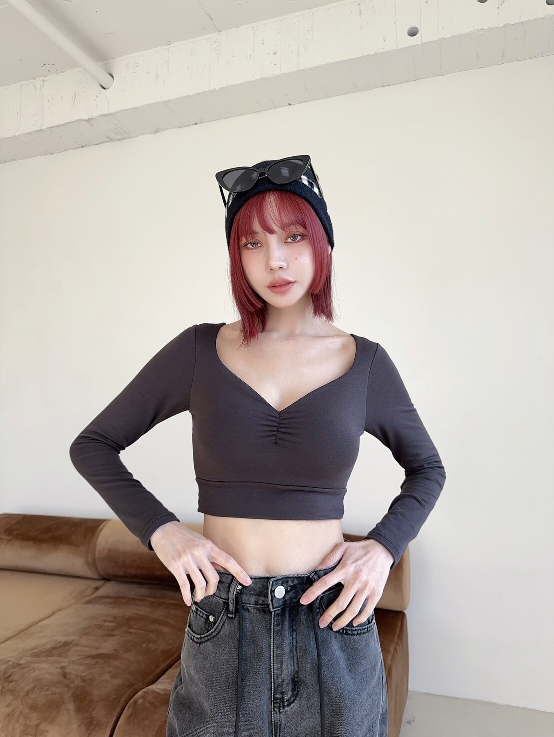 9690𝓛𝓪𝓭𝔂𝓰𝓸訂製款-性感v領抓皺胸墊發熱上衣 (2)