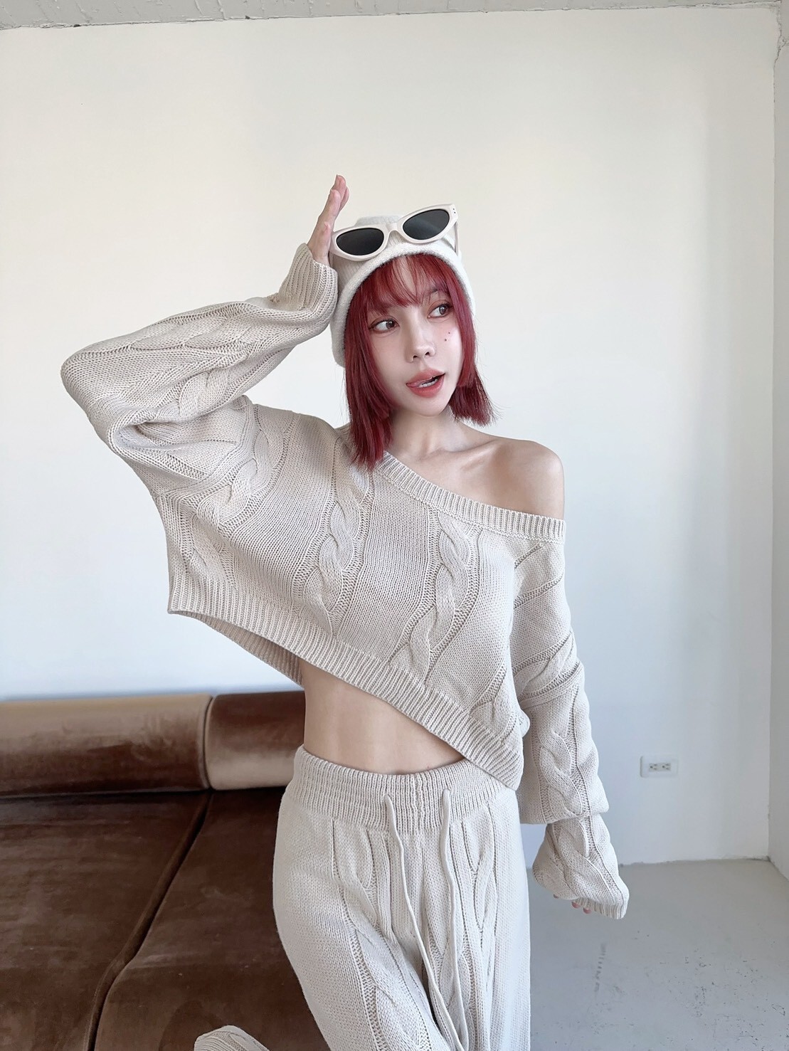 9957𝓛𝓪𝓭𝔂𝓰𝓸訂製款-松弛感麻花針織抽繩落地長褲SET (3)