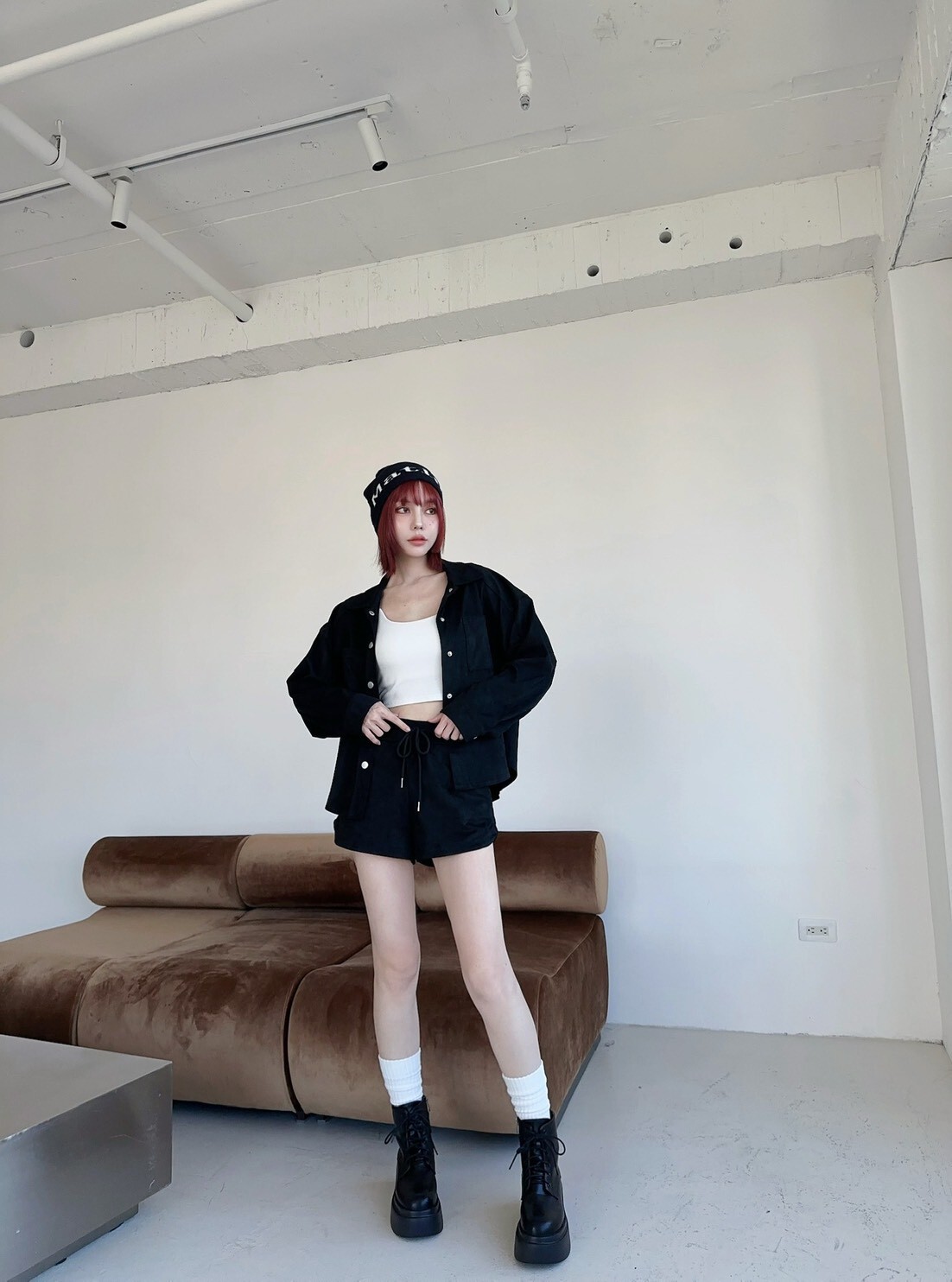 7565𝓛𝓪𝓭𝔂𝓰𝓸訂製款-高質感麂皮長版外+抽繩短褲Set (2)