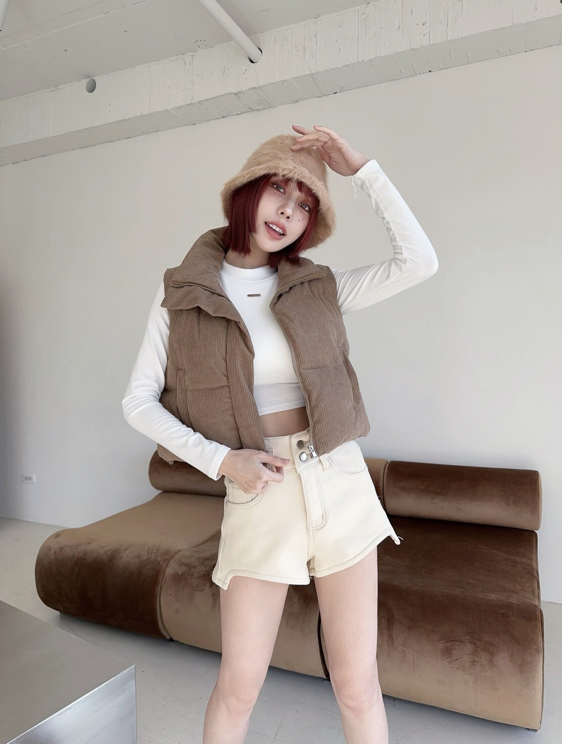 811𝓛𝓪𝓭𝔂𝓰𝓸巨實搭燈芯絨短版背心 (4)