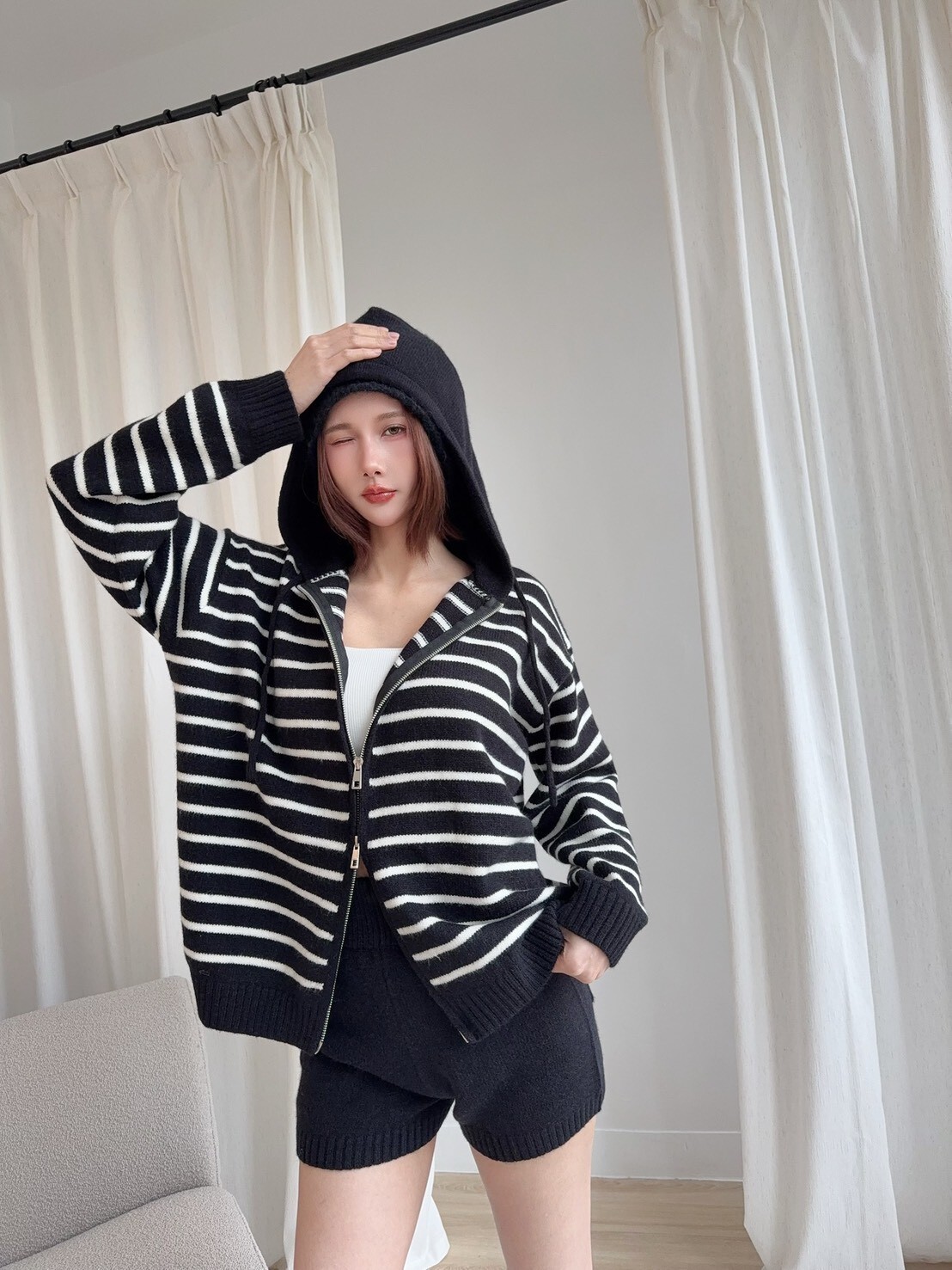 9688訂製款-爆單條紋針織連帽外+短褲 (10)