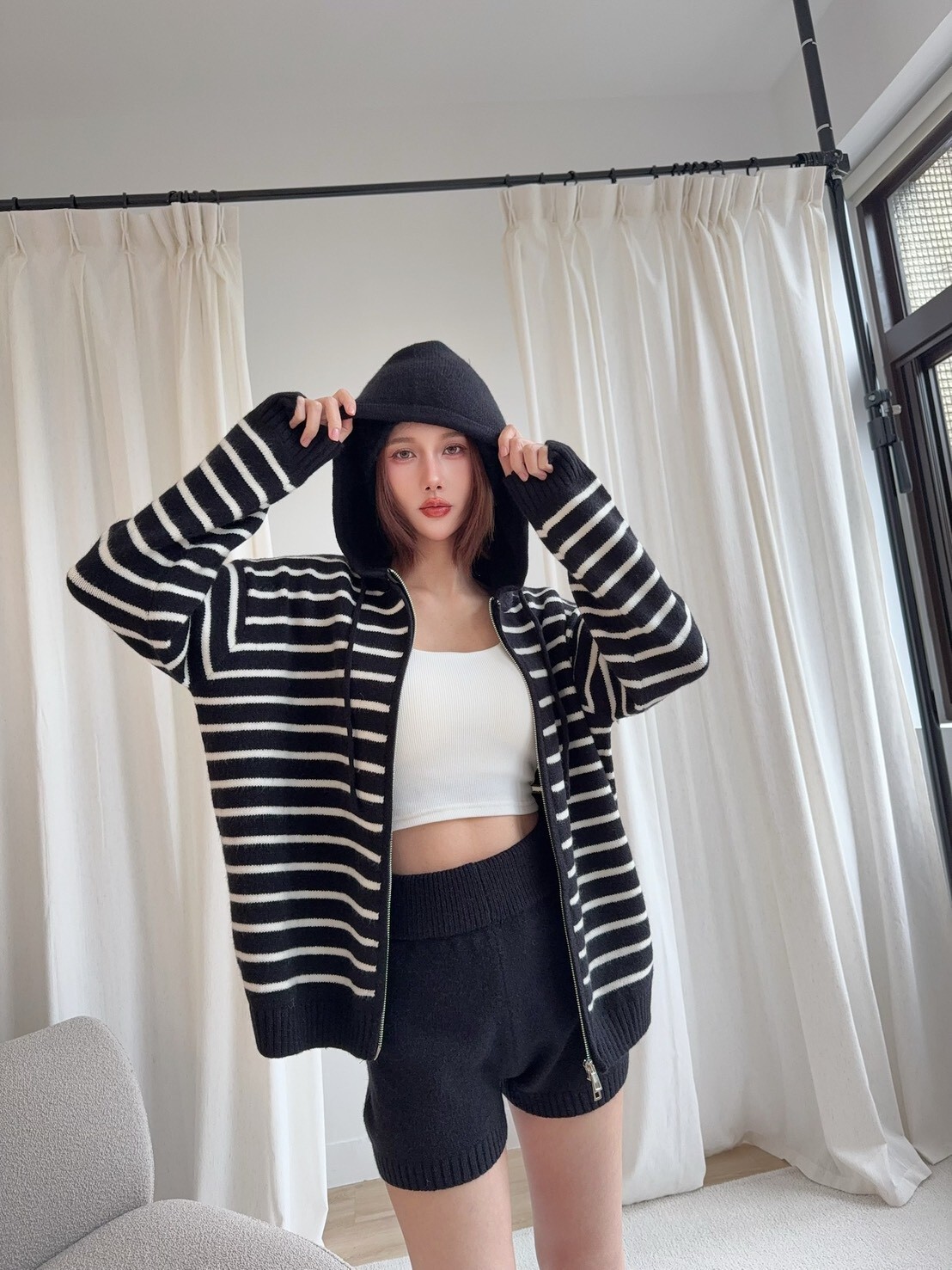 9688訂製款-爆單條紋針織連帽外+短褲 (11)
