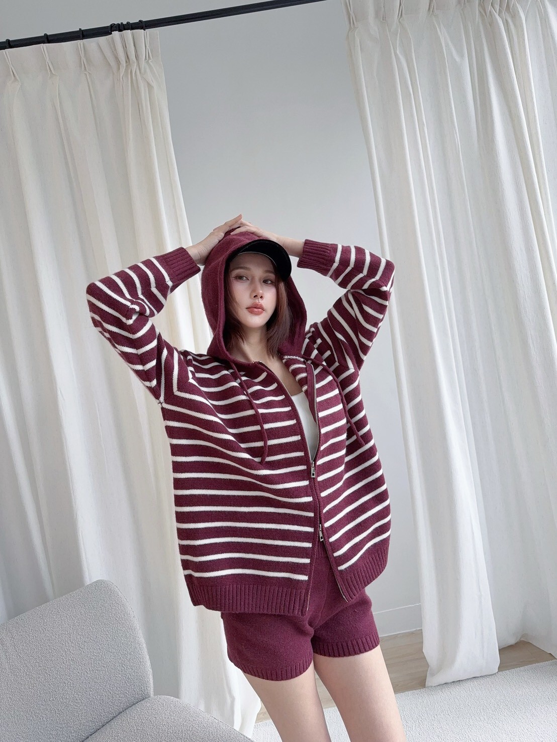 9688訂製款-爆單條紋針織連帽外+短褲