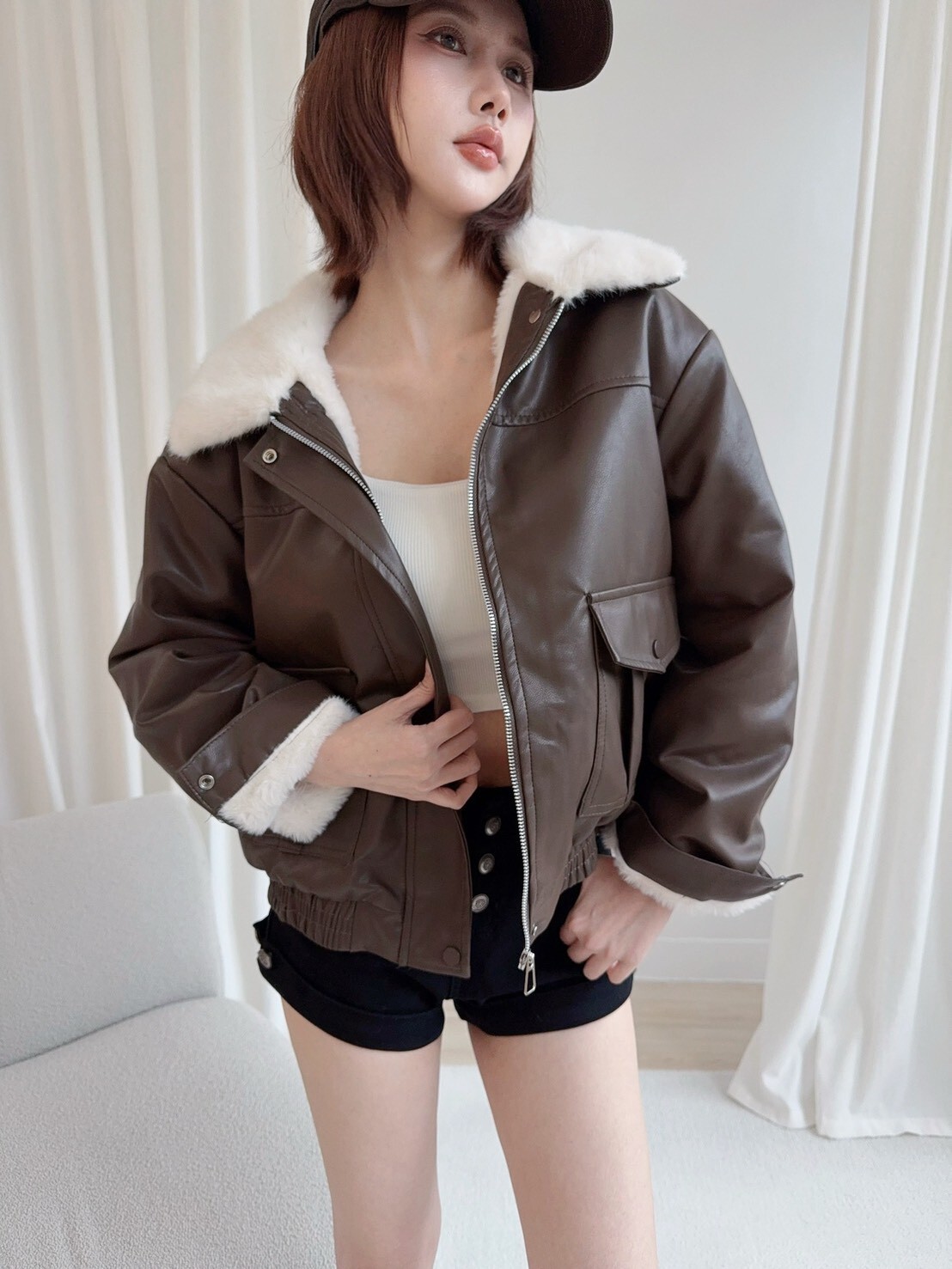 9582內絨毛巨保暖大口袋兩面穿皮外套 (5)