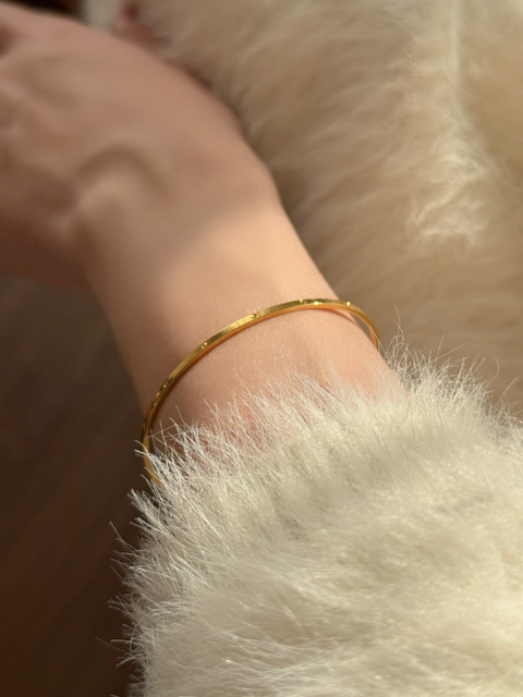 CD137675-663E-46F5-8E23-3D781A166099