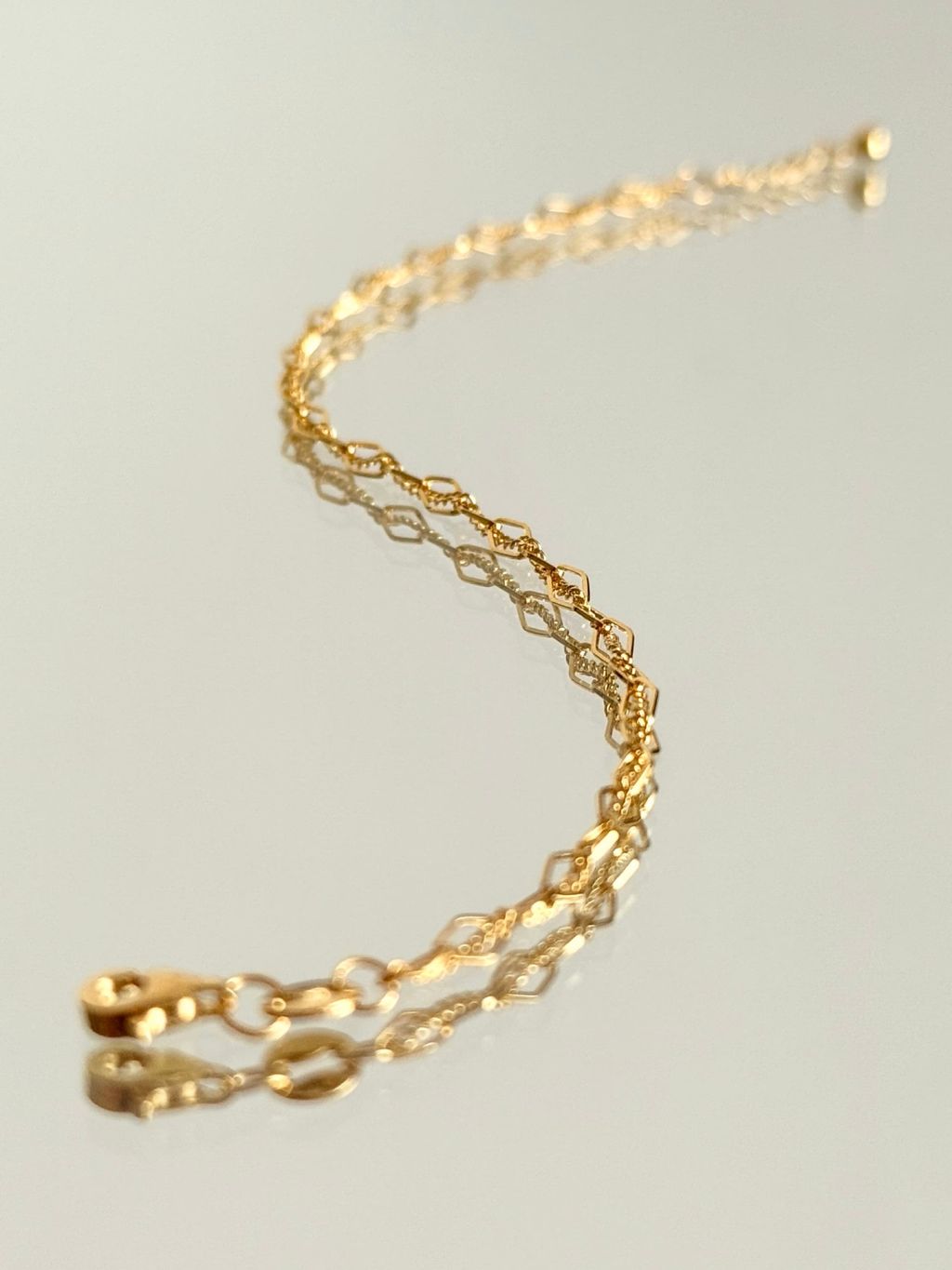 8B8438E8-54CA-4D09-88B5-3417879A24BD