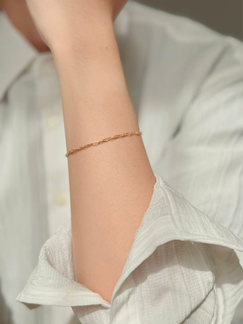 A23399EF-75D3-4718-97F3-552523FC2F77