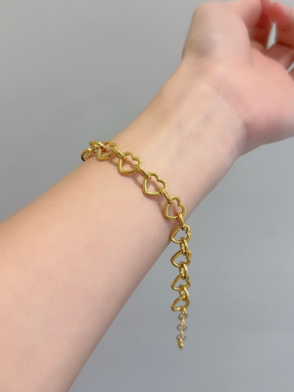 BBBC774E-37B0-4CFD-885F-521F2B4537B1