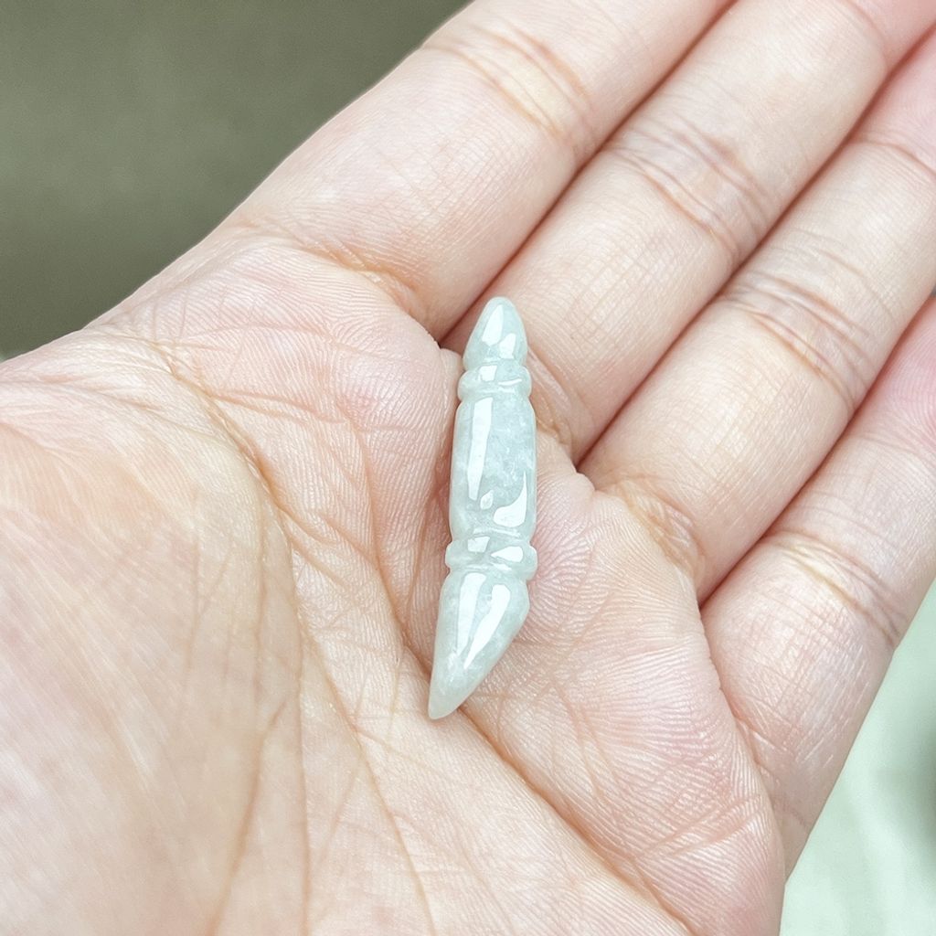 tw-11134207-820l8-mlfuy22x651r18