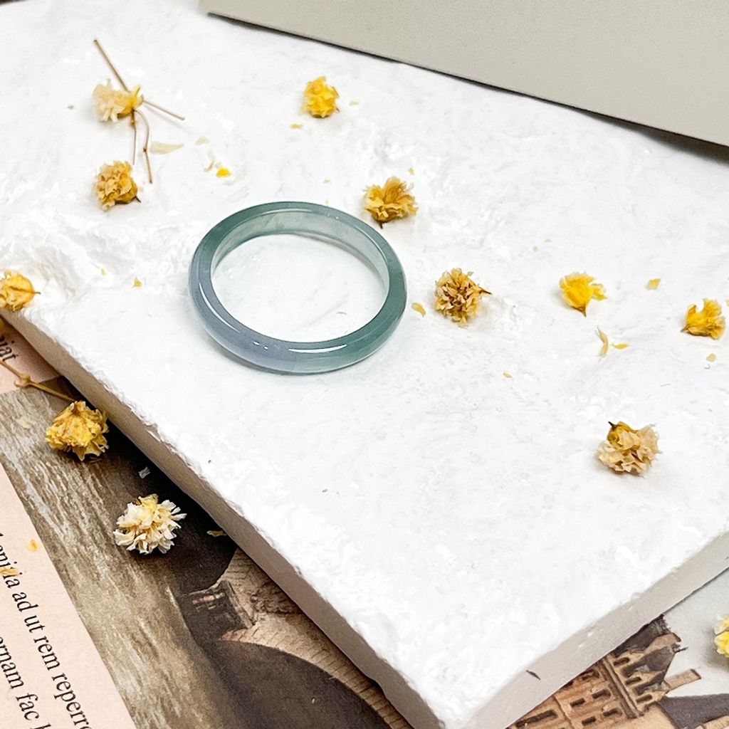 tw-11134207-820lf-mlpzf9xi8sg46c