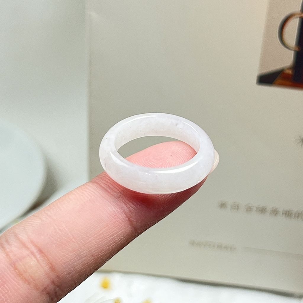 tw-11134207-820l9-mlq6oky3wf7nf1