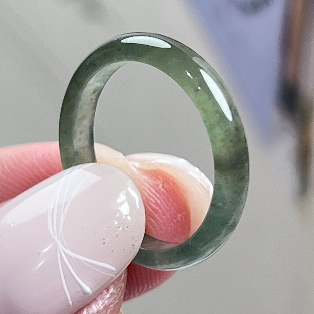 tw-11134207-820le-mlq9lf131szo84