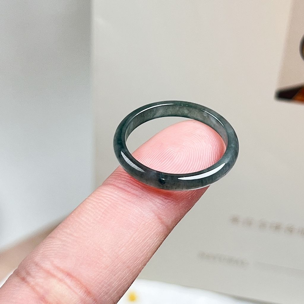 tw-11134207-820la-mlq3t17m0k5f83