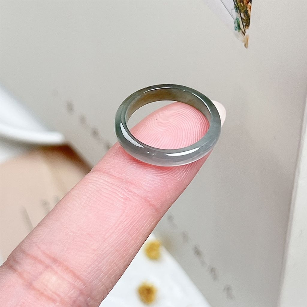 tw-11134207-820le-mlq9yidt87b51e