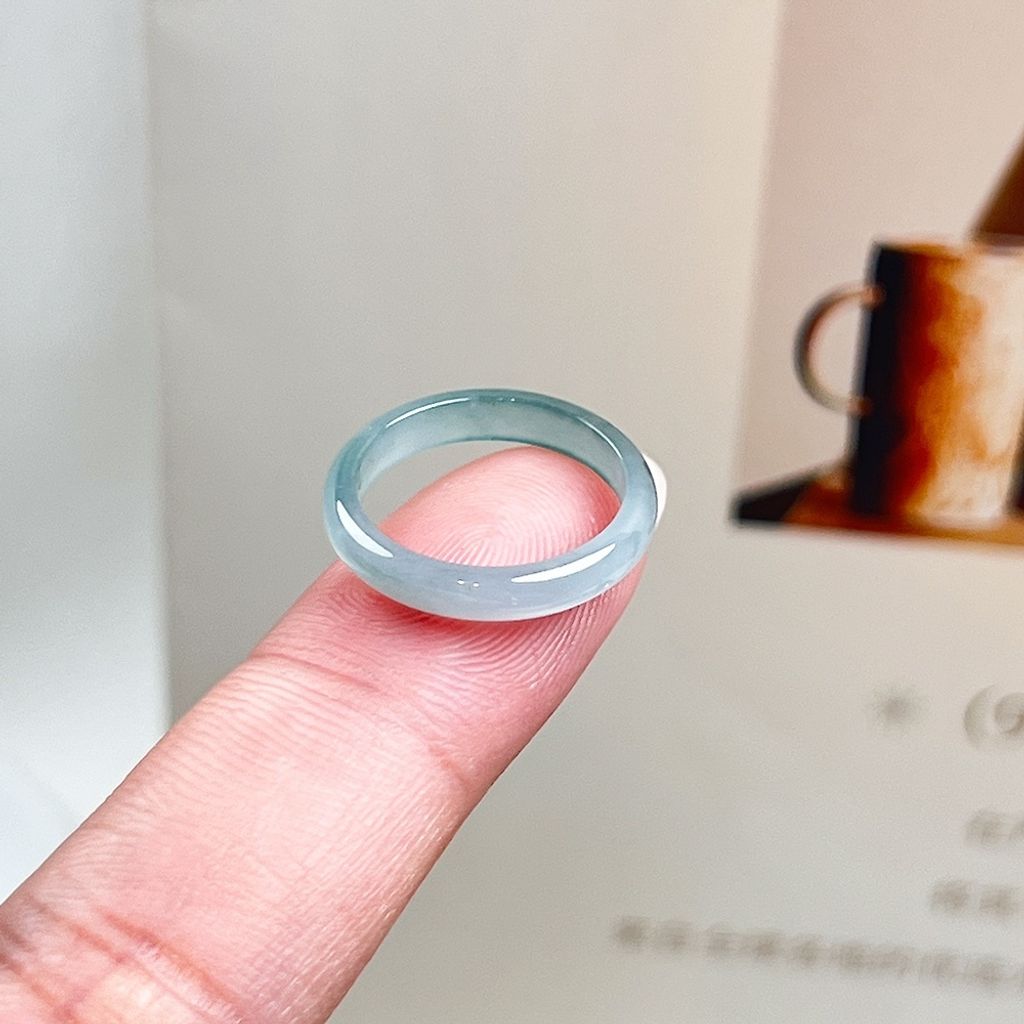 tw-11134207-820l5-mlpzcn5rbrpe7d