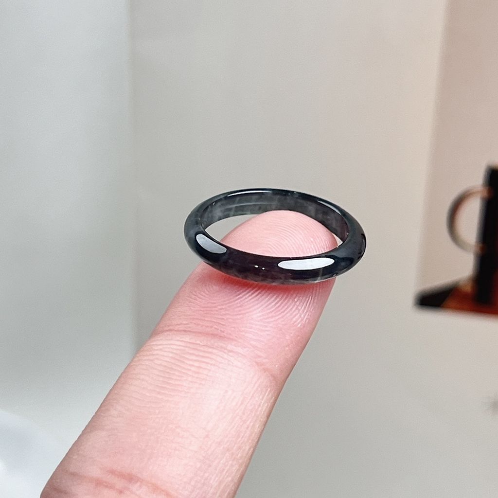 tw-11134207-820l7-mlq1nmw159fk78