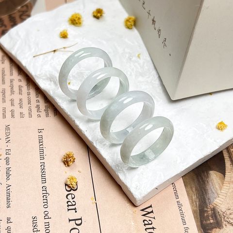 tw-11134207-820li-mlqa3hmigkxsf4