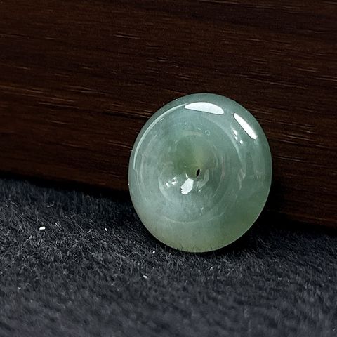 tw-11134207-820lc-mlzwbxkb4web03