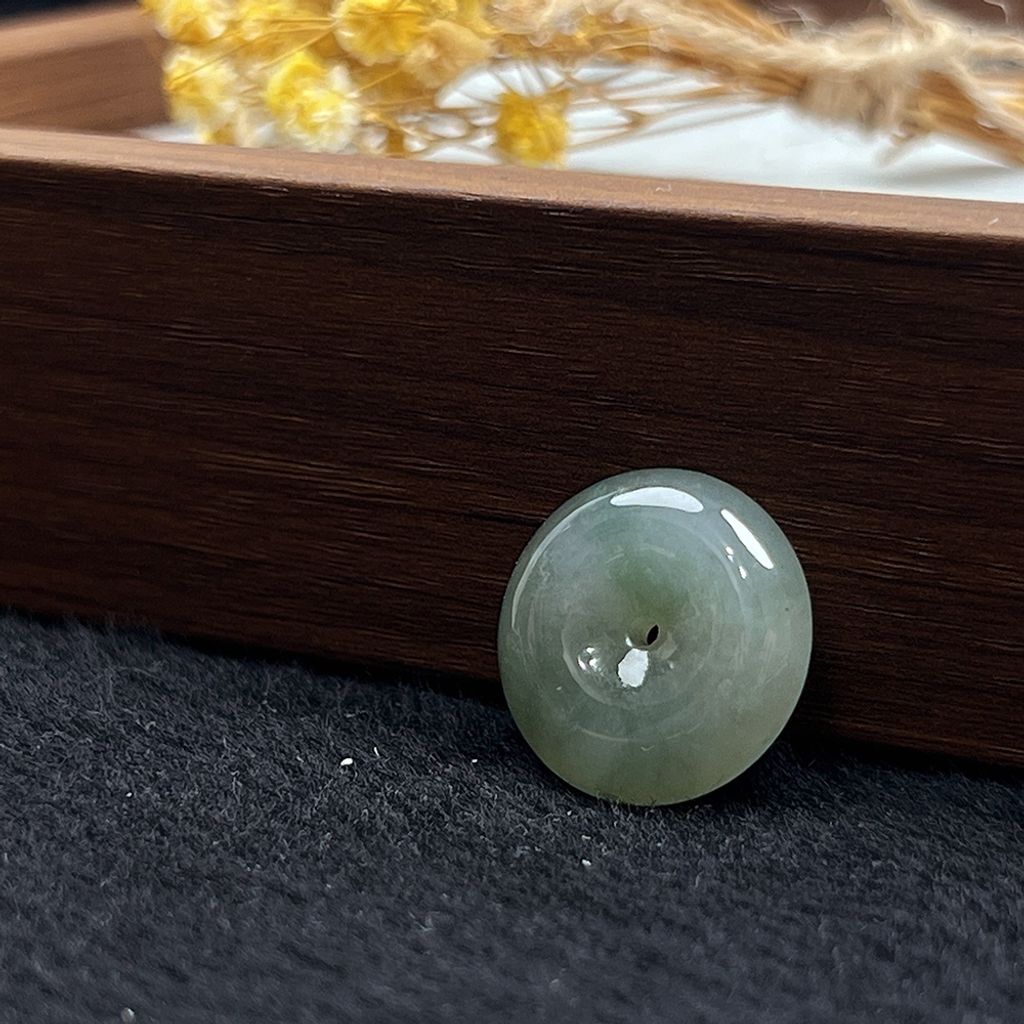 tw-11134207-820la-mlzwbxkae7lte3