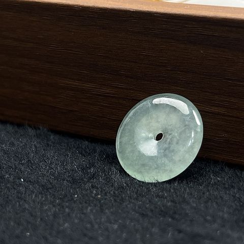 tw-11134207-820lf-mlzwjnagzn5uf9