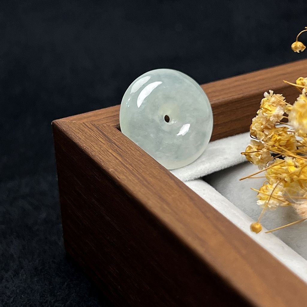 tw-11134207-820li-mlzwlgn0cnwv56