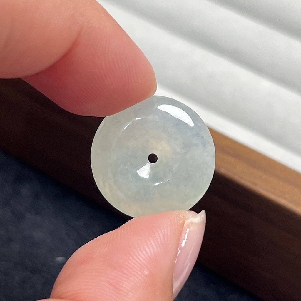 tw-11134207-820l5-mlzwlh8du1hr94