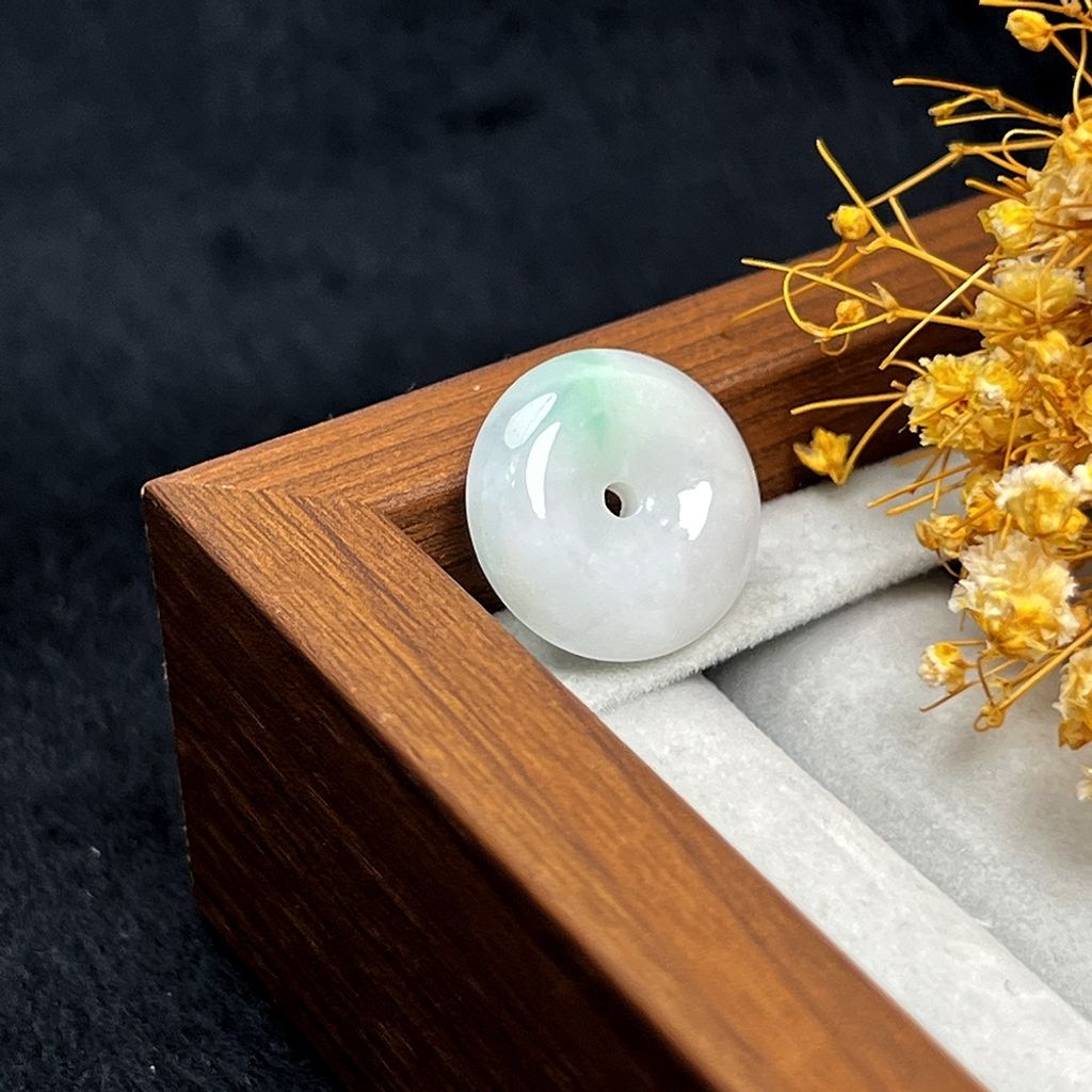 tw-11134207-820l8-mlztetf4j3er6c