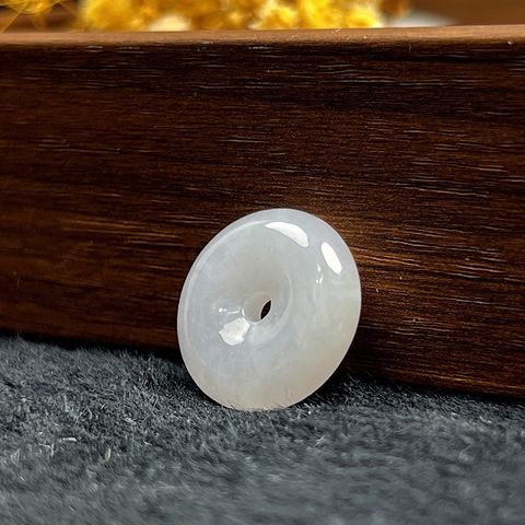 tw-11134207-820la-mlzt4rbdqux0cf