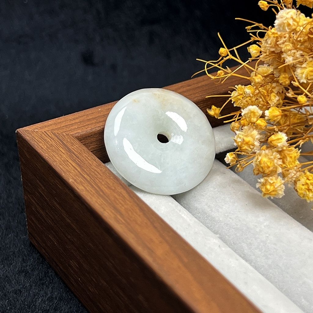 tw-11134207-820l7-mlztcvzh9rew99