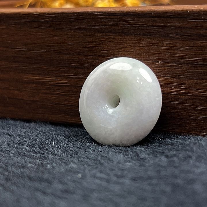 tw-11134207-820le-mlzsuwoja4gf0d