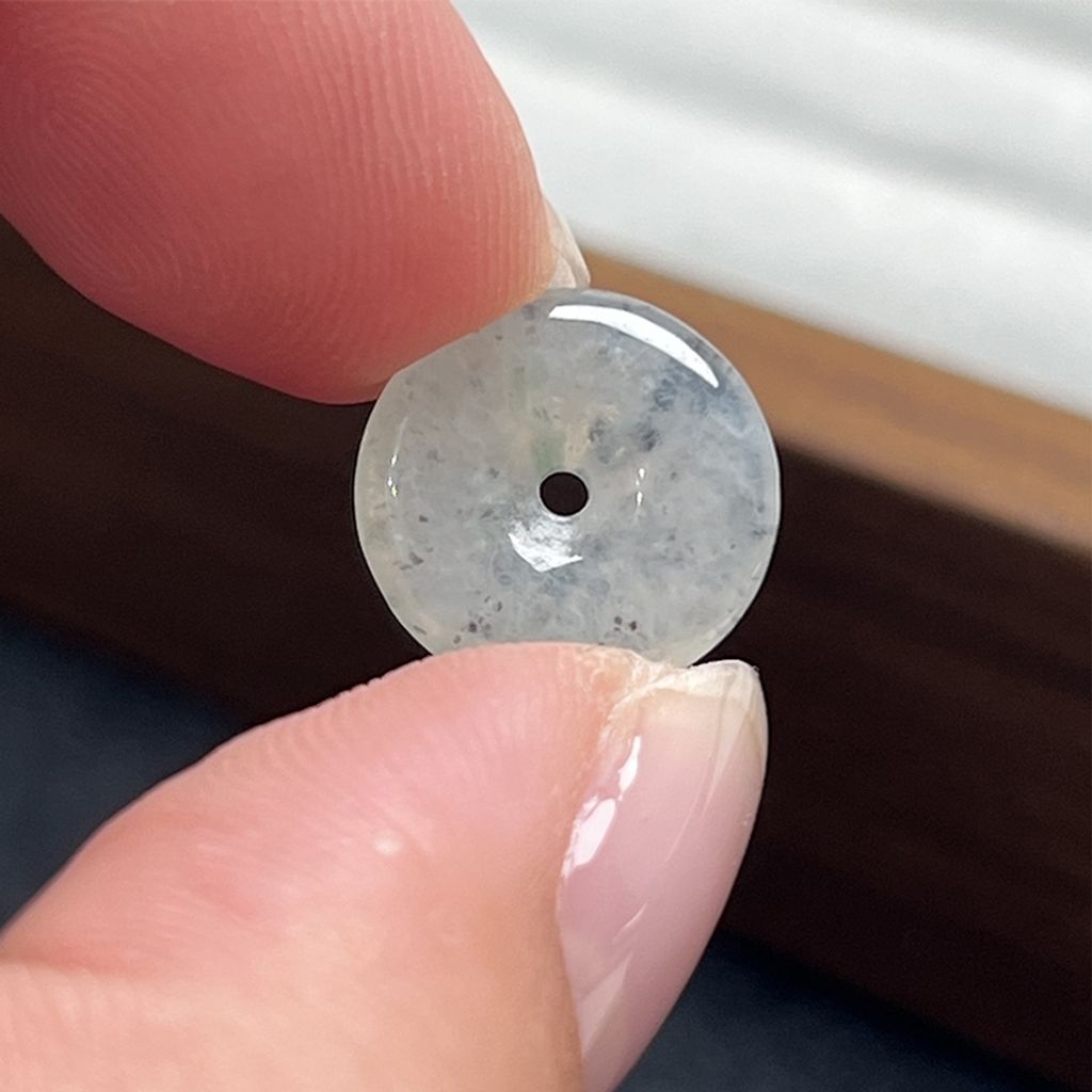 tw-11134207-820lg-mlzv65piw3kfd6