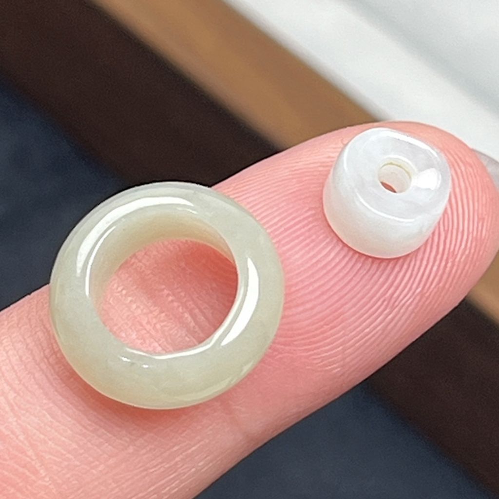 tw-11134207-820le-mlzsbwoes6x0b6