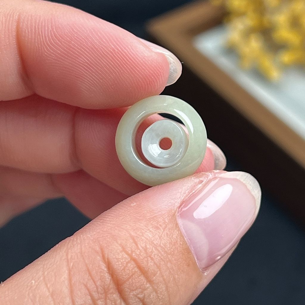 tw-11134207-820lc-mlzsbwgb5qf5a7