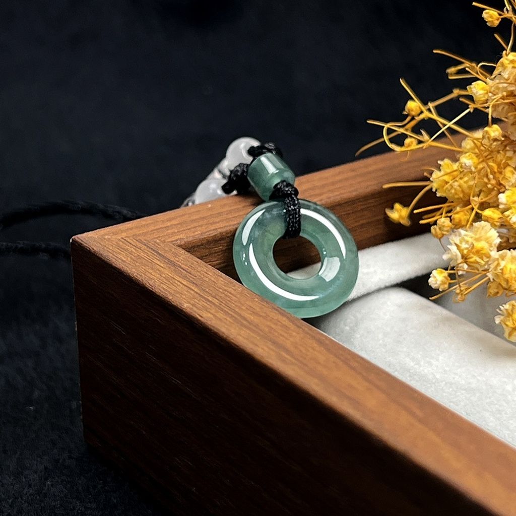 tw-11134207-820li-mlzufolgil8l06