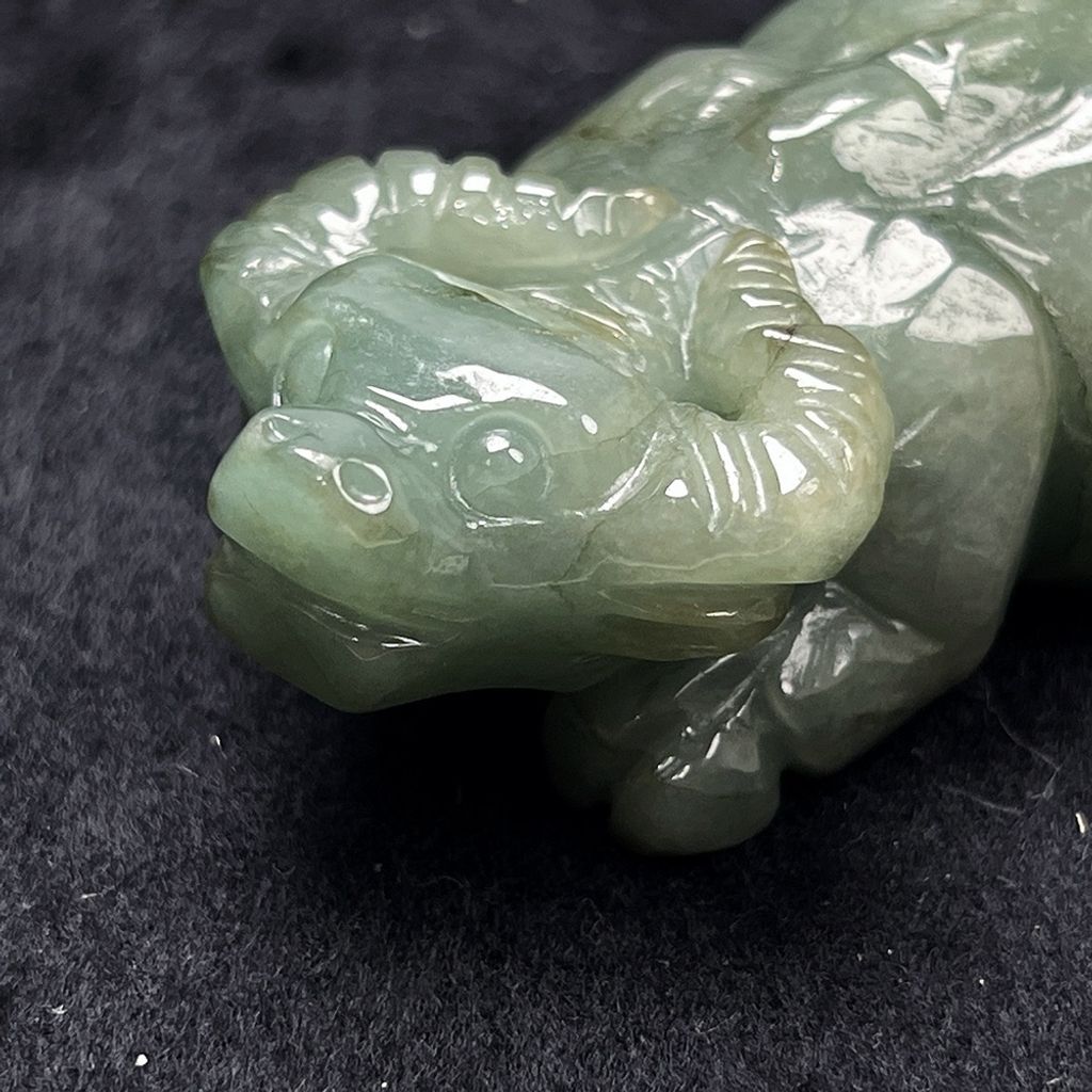 tw-11134207-820l4-mm8r1u8uyya040