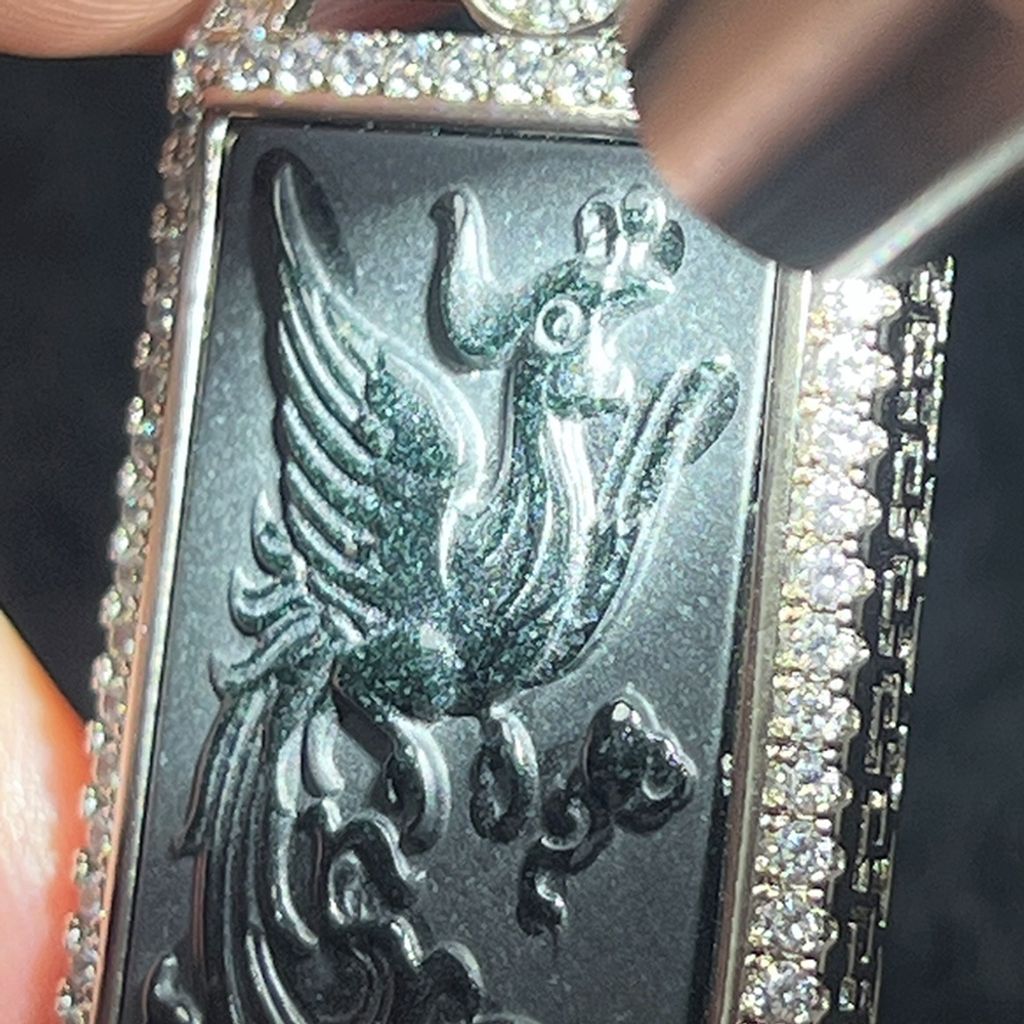 tw-11134207-820lf-mm8j2zkiqzgj9b