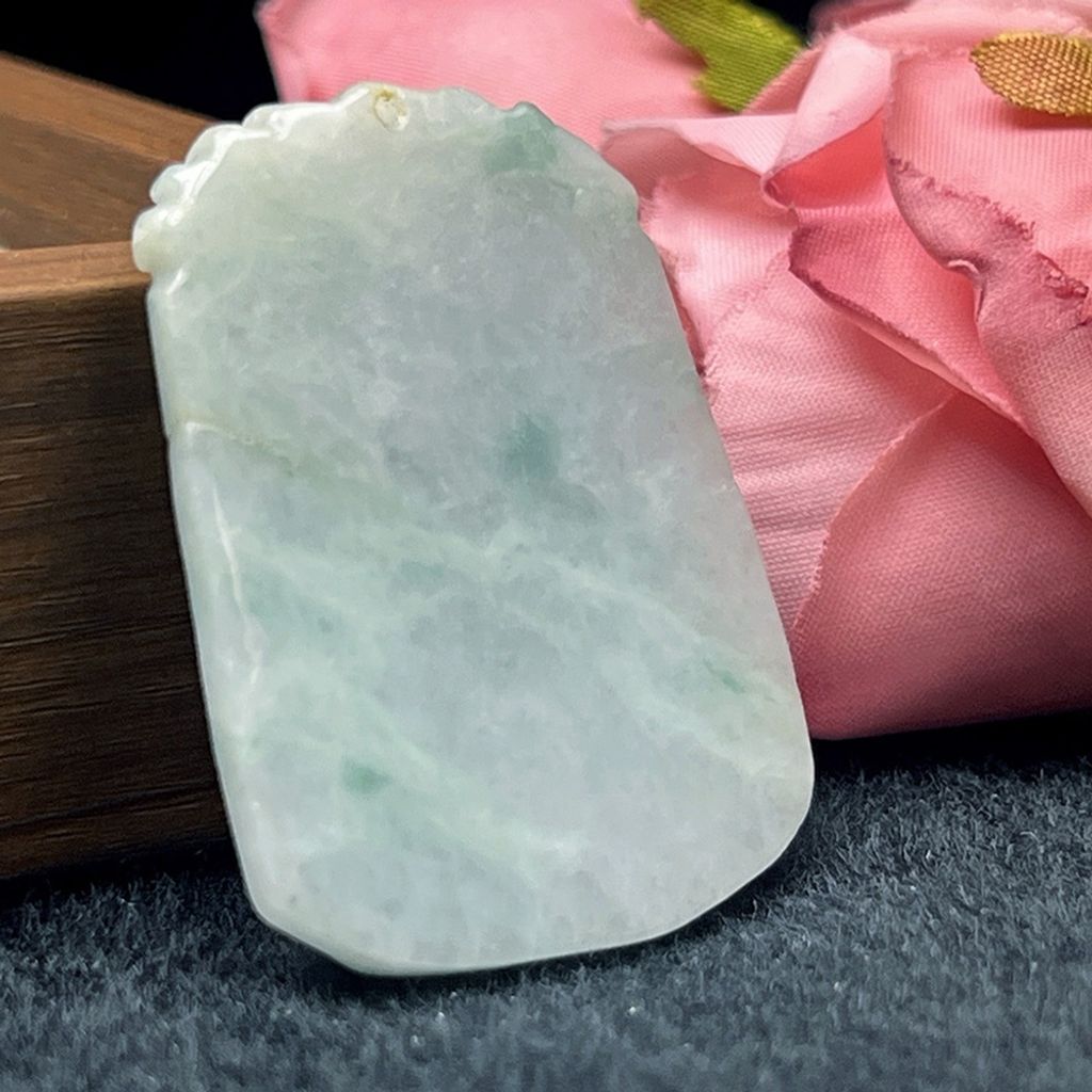 tw-11134207-820lh-mm8n5akijnk2fe