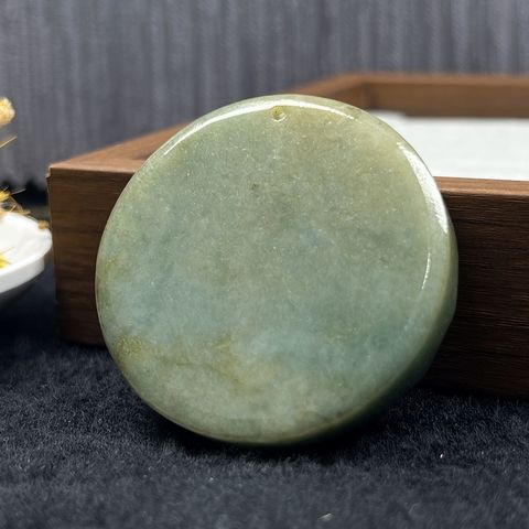 tw-11134207-820le-mnaverm1ct8lff