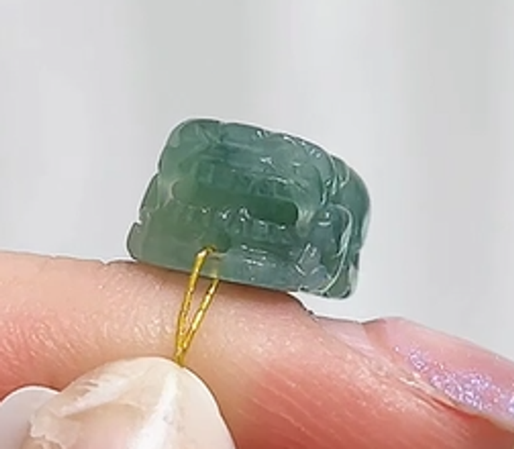 貔2