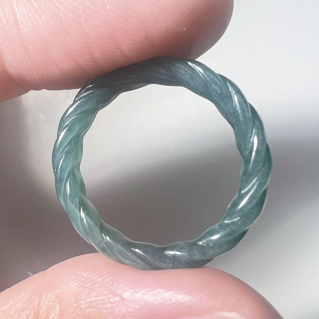 tw-11134207-7ra0g-mclra2zg9oov3c